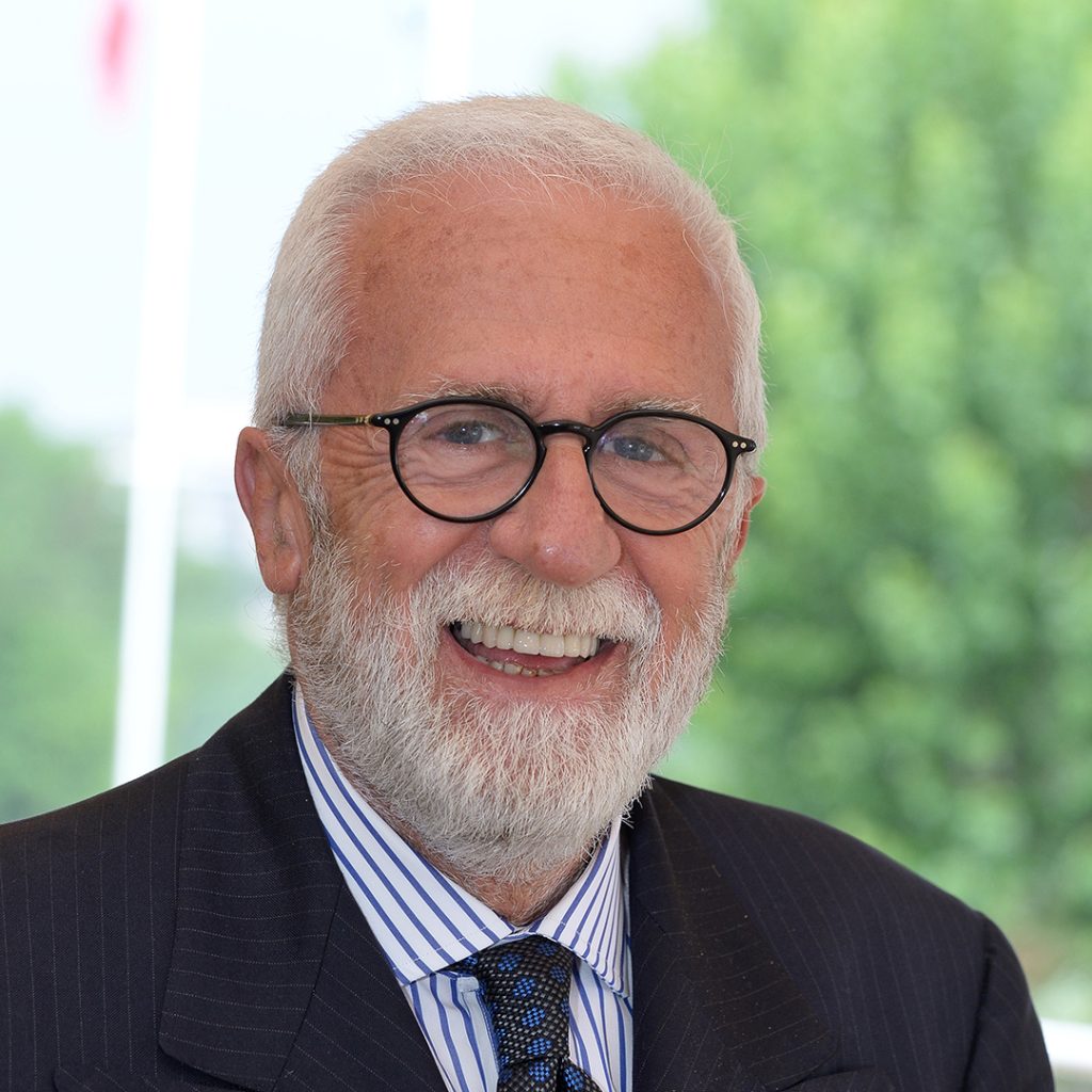 Il valore dell’acqua minerale e il paradosso delleacque di rete filtrate servite nei ristoranti